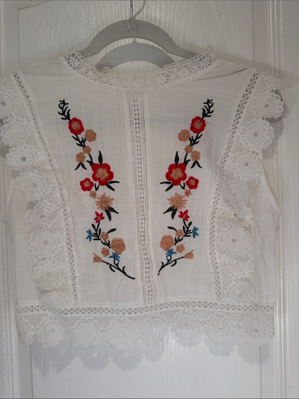 White Floral Embroidered Lace Trim Women’s Top